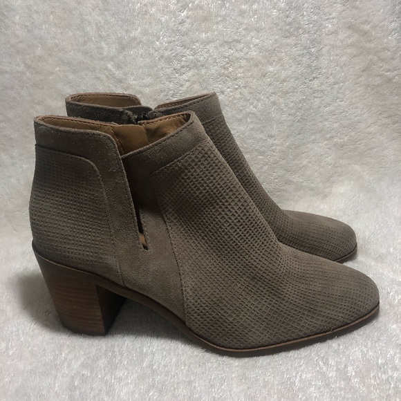 Lucky Brand LP Ponic Ankle Boots Heel Shoes Taupe Suede Leather Womens Size 10M - Picture 3 of 9